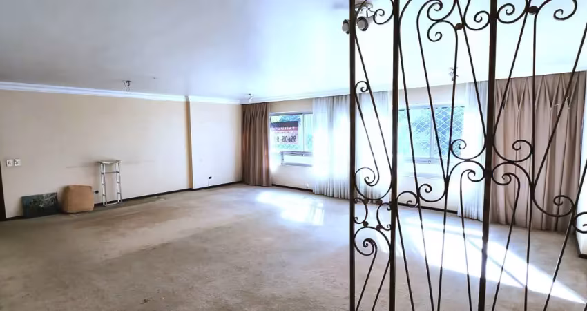 Excelente 4 quartos (2 suites) em área nobre da cidade, oportunidade!