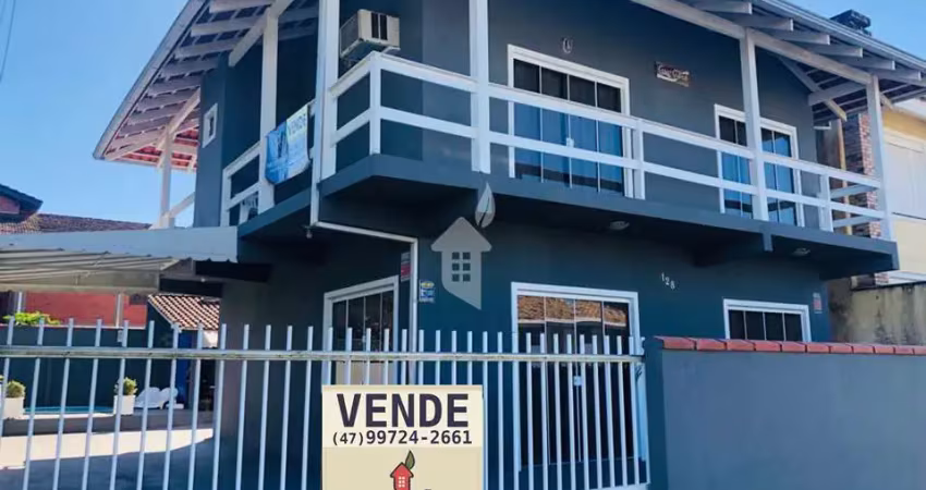 Construa novas memórias com sua família e amigos, à 150 metros da praia de ubatuba - sfs