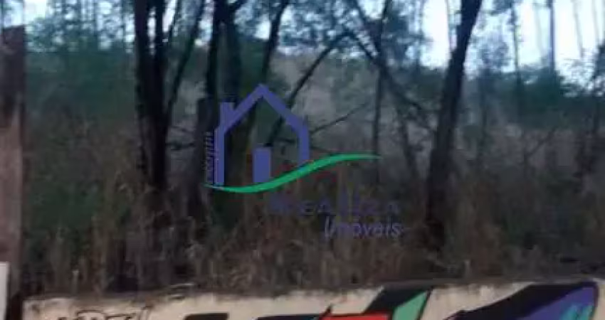 Terreno à venda na Estrada dos Menezes, Colubande, São Gonçalo