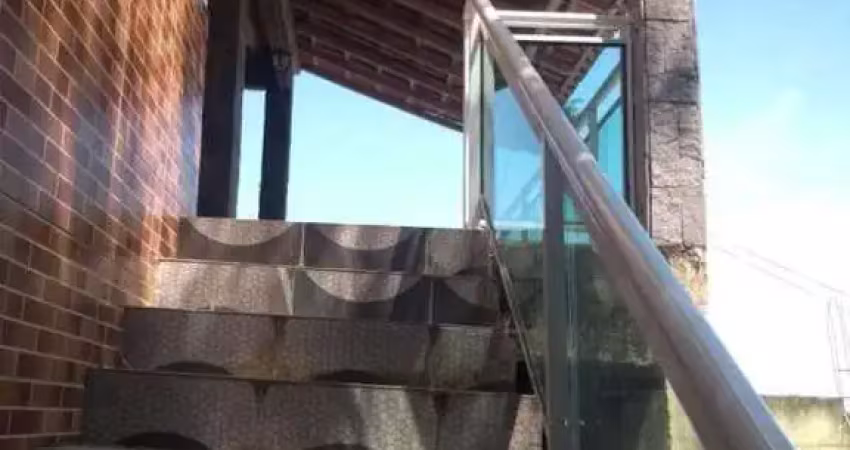 Casa com 3 quartos à venda na Avenida Doutor Eugênio Borges, Rio do Ouro, São Gonçalo