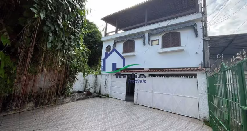 Casa com 4 quartos à venda na Travessa Alves, Barro Vermelho, São Gonçalo