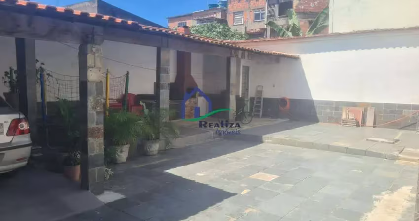 Casa com 3 quartos à venda na Rua Victor do Amaral, Gradim, São Gonçalo