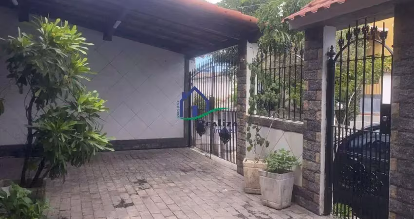 Casa com 3 quartos à venda na Rua A, Pacheco, São Gonçalo