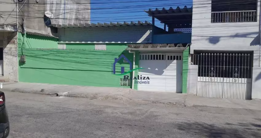 Casa com 2 quartos à venda na Rua Alfredo Camarão, Camarão, São Gonçalo