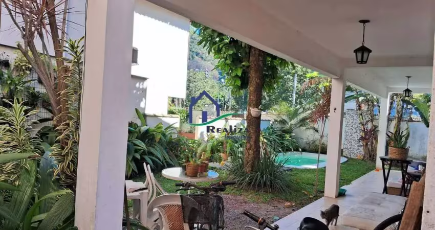 Casa com 3 quartos à venda na Avenida Celso Aprígio de Macedo Soares Guimarães, Piratininga, Niterói