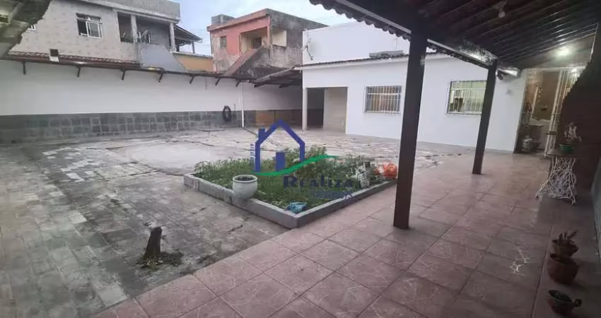 Casa com 2 quartos à venda na Rua Adelaide Lima, Alcântara, São Gonçalo