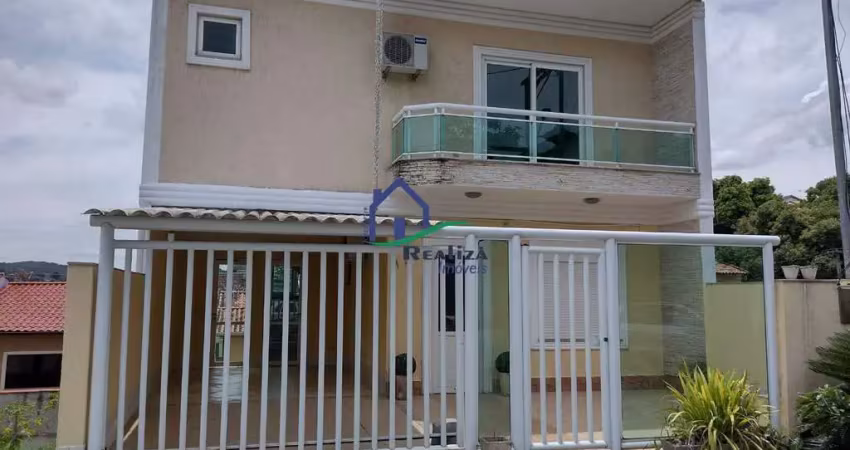 Casa com 3 quartos à venda na Avenida Doutor Eugênio Borges, Tribobó, São Gonçalo