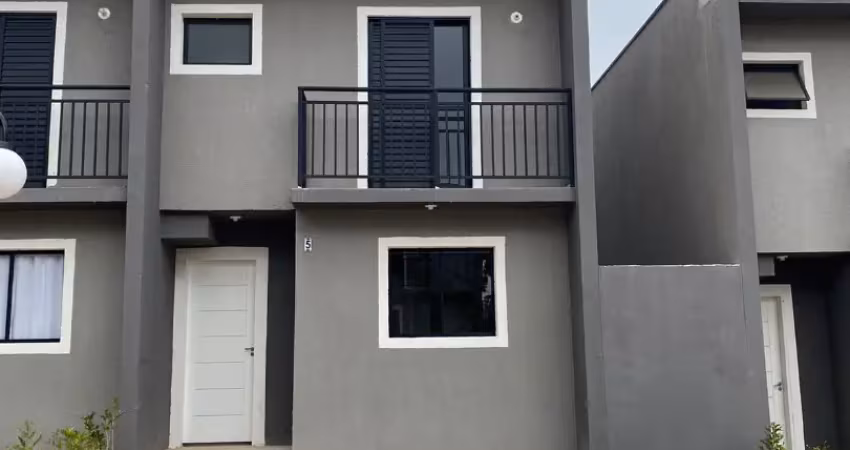 Casa em condomínio fechado com 3 quartos para alugar na Chácara Ondas Verdes, Cotia 