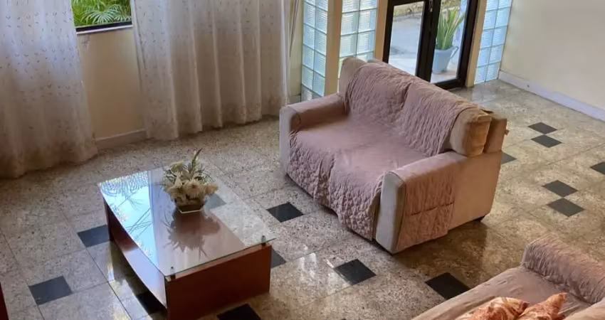 Casa para alugar  ou  vender  no pechincha com  piscina ,5  quartos tipo chácara no pechincha, com edícula e  grande área de lazer