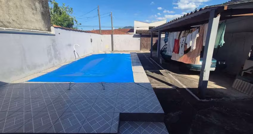 Casa com 2 dormitórios e edícula no barranco alto - caraguatatuba-sp