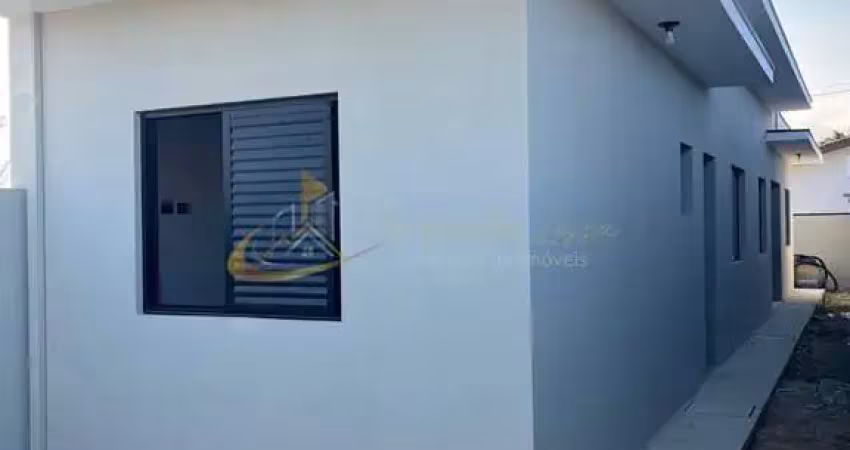 Linda casa recém construída  no bairro golfinho - caraguatatuba-sp