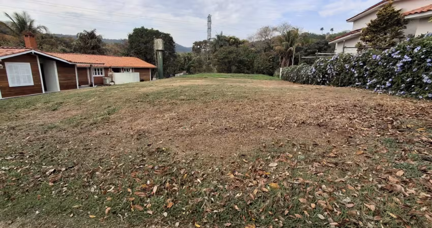 Oportunidade imperdível para quem procura imóvel a 50 minutos de são paulo no campos de santo antônio