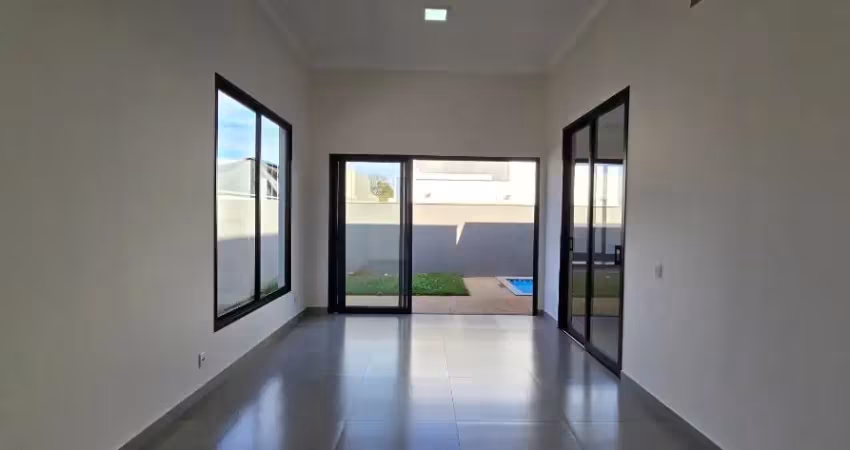 Casa em condomínio fechado com 3 quartos com suíte, completa em armários