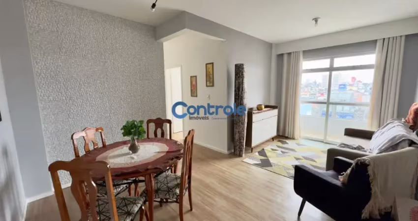 Apartamento com 03 dormitórios, sendo 01 banheiro social e 01 vaga livre em campinas/são josé.