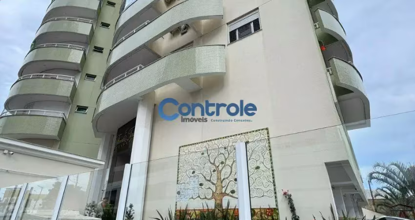 Apartamento com 02 dormitórios, sendo 01 suíte e 01 vaga no floresta.