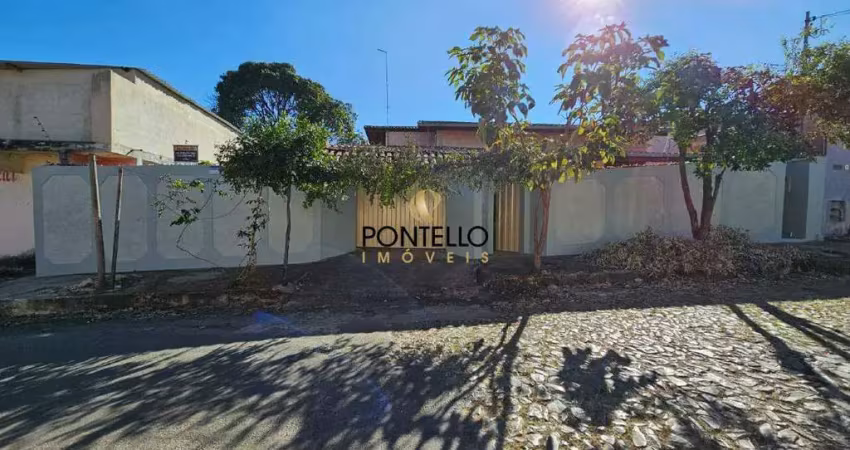 Casa com 4 quartos para alugar no Jardim Europa, Sete Lagoas 