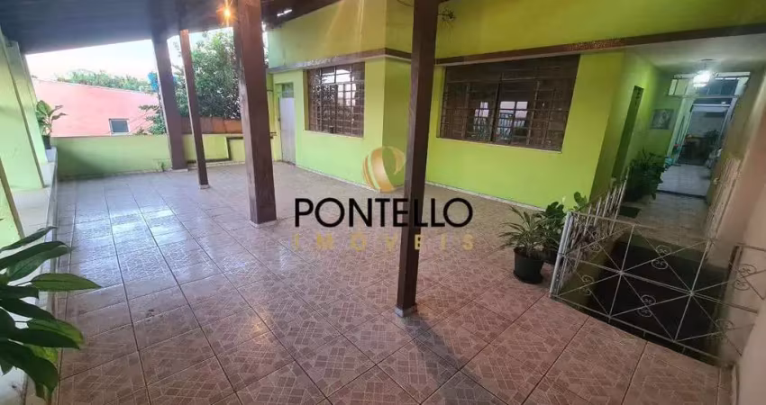 Casa à venda no concórdia – próxima à praça méxico, ampla e com quintal arborizado