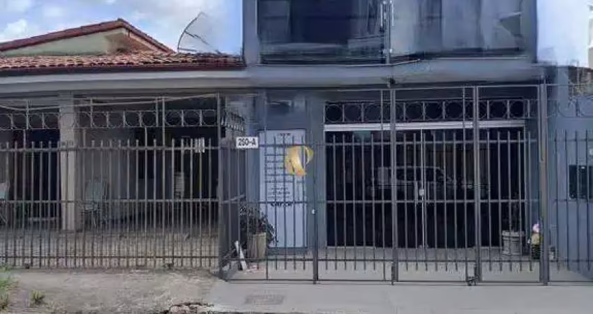 Casa com 4 quartos à venda no Centro, Sete Lagoas 