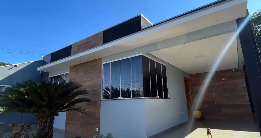 Casa com 2 quartos à venda na Rua Pioneiro André Contessoto, Ebenezer, Maringá