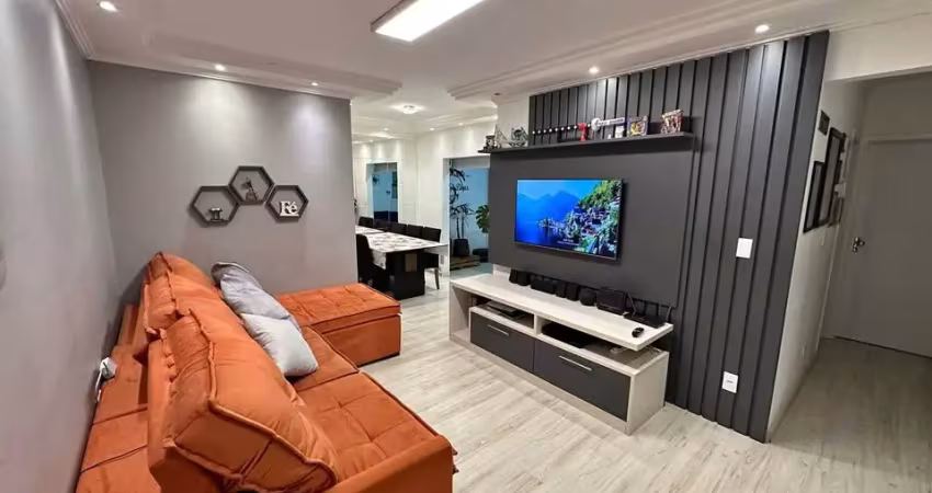 Apartamento de 75m² com 3 quartos, 2 banheiros, quadra e piscina privativa