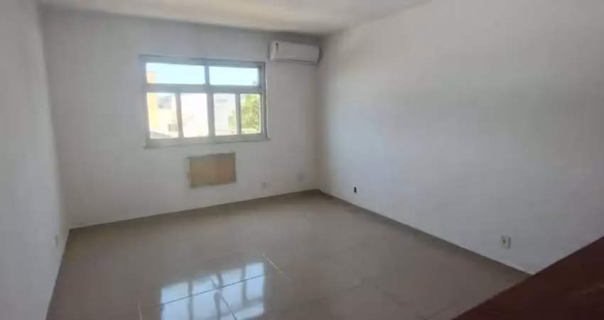 Sala comercial para locação em são pedro da aldeia, centro, 1 banheiro