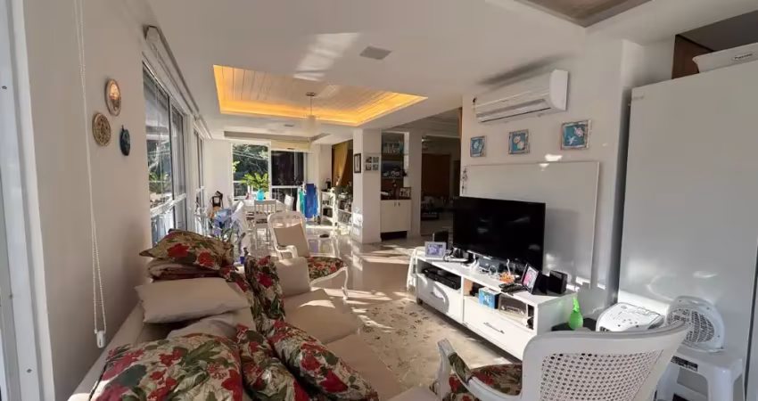Cobertura à venda 30 metros da praia dos ingleses - florianópolis/sc