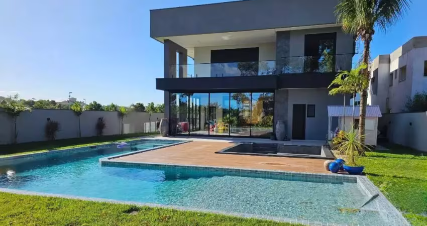 Excelente casa com 4 suítes e elevador no costão golf ville