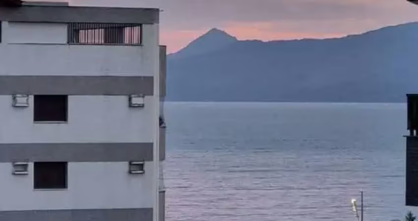 Excelente apto duplex - 100 metros da praia martin de sá
