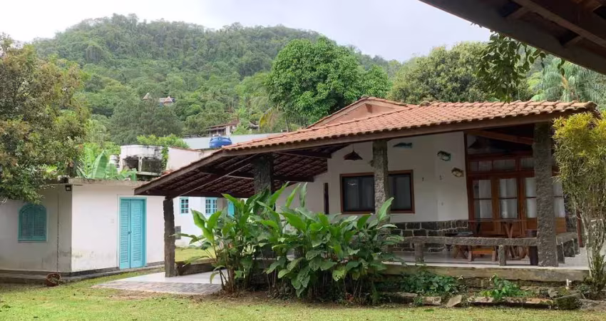 Casa com 3 quartos à venda na Praia da Fortaleza, Ubatuba 