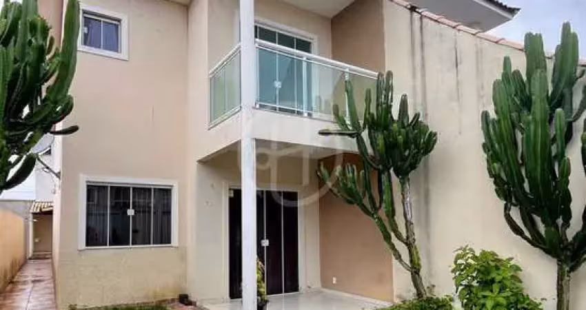 Casa com 3 quartos à venda na Rua Oito, Casa 02, 14, Nova São Pedro, São Pedro da Aldeia