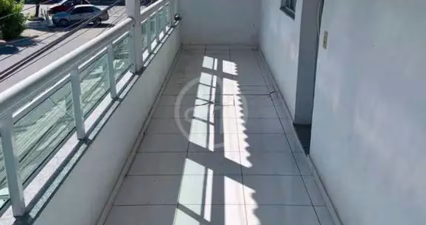 Apartamento com varanda à venda no bairro fluminense em spa, rj
