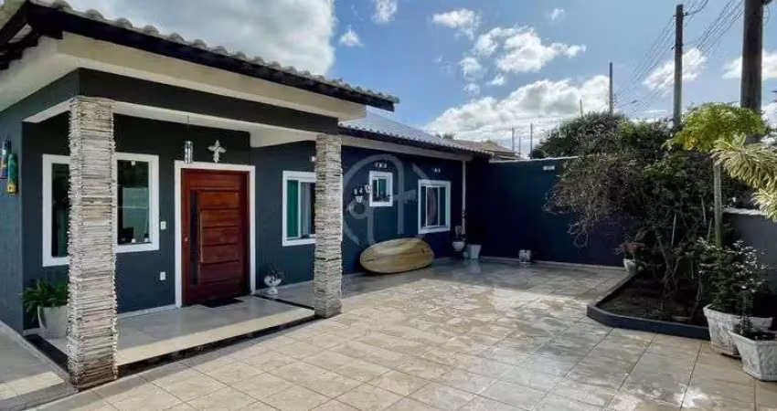 Casa à venda no condomínio cisne branco em são pedro da aldeia/rj