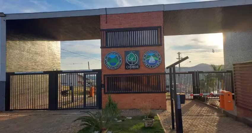Unidades no terras dujoá , um dos mais completos da região, marina com acesso a represa !