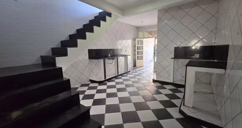 Casa com 2 quartos à venda na Rua Enéas Lisboa, Centro, Dias D'Ávila