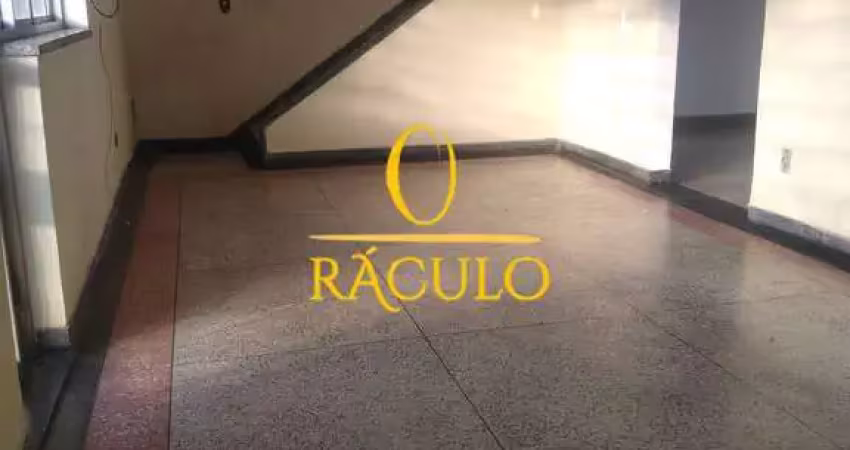 Casa com 3 quartos para alugar na Vila Margarida, São Vicente 