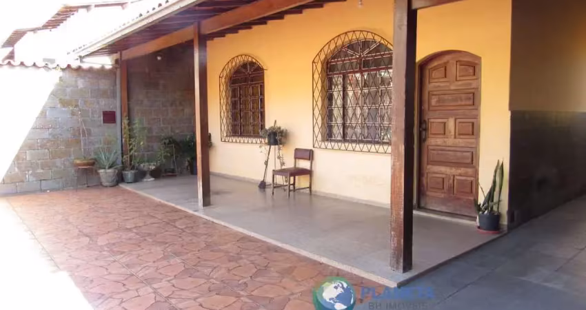 Casa com 3 quartos à venda em Itapoã, Belo Horizonte 