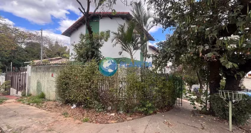 Casa geminada esquina a venda são luiz | 3 quartos -1 suíte| 3 banhos | dce.