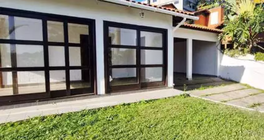 Casa para venda e locação- centrinho da granja viana- cotia