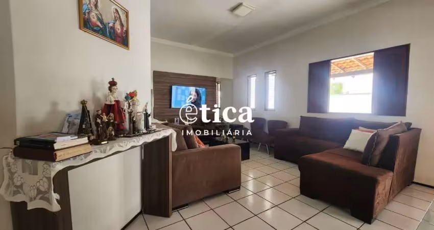 Casa na chácara brasil com 213m², 3 quartos sendo 1 suíte e 1 semi