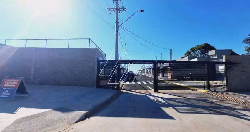 Casa para locação com quintal e 2 vagas – jardim santa rosa, marília/sp