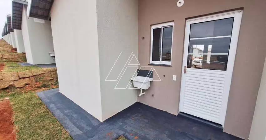 Casa com 2 quartos para locação – bairro vida nova paraiso marília/sp