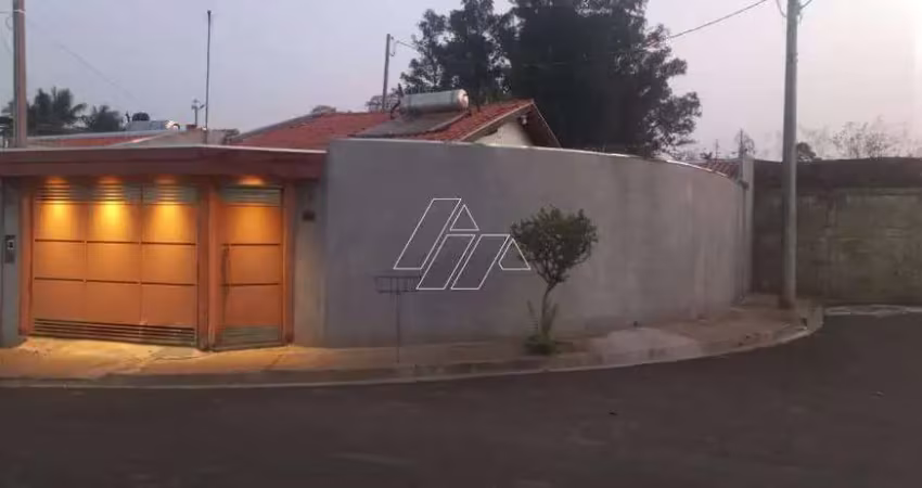 Casa à venda no Loteamento Professora Marina Moretti Ferreira, Marília 