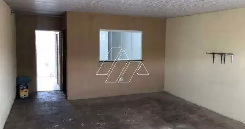 Casa com 2 quartos, laje, ventiladores e garagem – ótima opção para morar com conforto