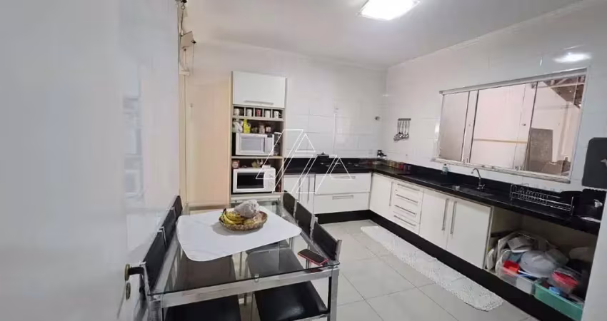 Casa nova com 2 dormitórios e quintal amplo na zona sul de marília