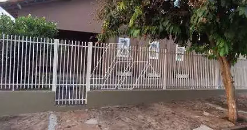 Casa com 3 quartos à venda no Centro, Garça 