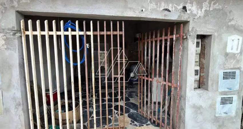 Imóvel com sala cozinha 1 wc social, área de serviço, 1 dormitório e 1 vaga de garagem.