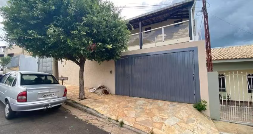 Sobrado com 3 dormitórios à venda, 250 m² por r$ 650.000,00 - jardim américa - marília/sp