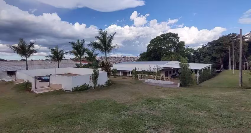 Chácara com 2 dormitórios à venda, 5000 m² por r$ 1.650.000,00 - nobrega - marília/sp