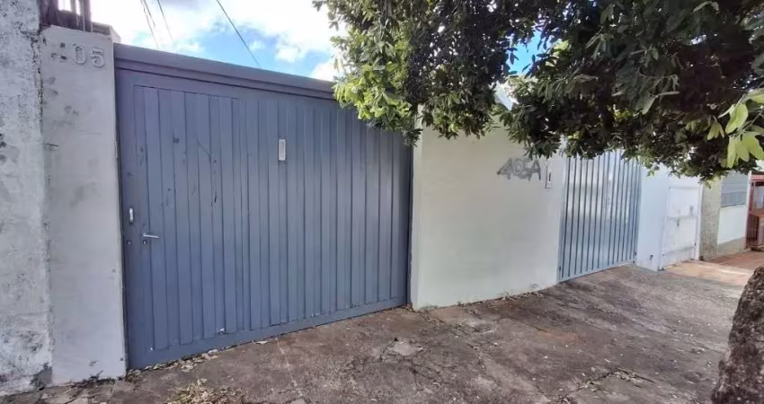 Casa com 3 dormitórios para alugar por r$ 1.300,00/mês - banzato - marília/sp