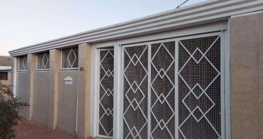 Casa com 3 quartos à venda no Jardim Vitória, Marília 